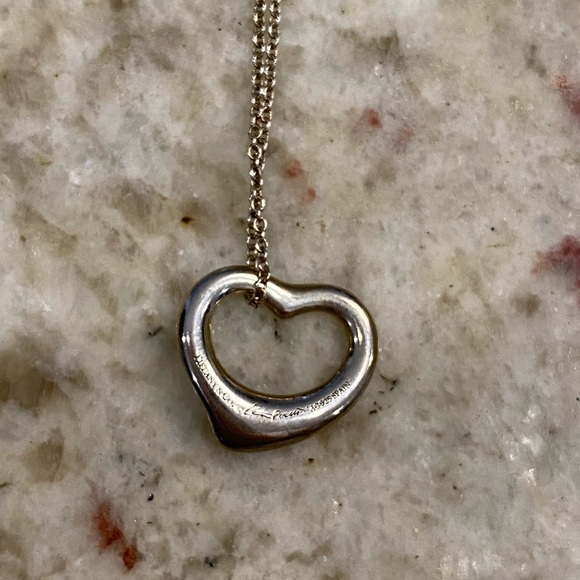 Tiffany & Co Elsa Pertti Heart Necklace - Picture 4 of 4